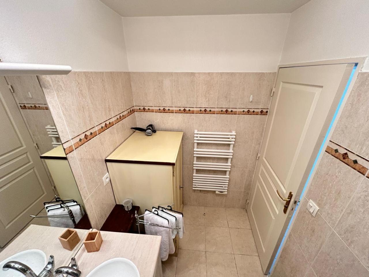 Vue 02 45m Et Parking Appartement Nice